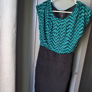 Enfocus Studio black and teal size 6 cocktail or business dress